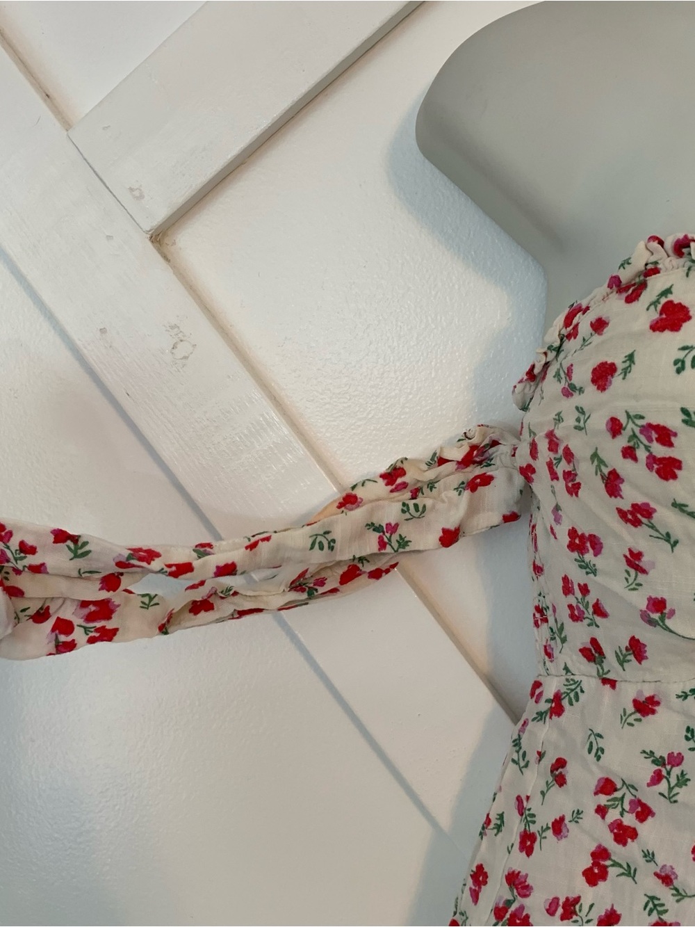 MINKPINK Burma Bloom Floral Print Off Shoulder Sweetheart Mini Dress White Small - Picture 4 of 9